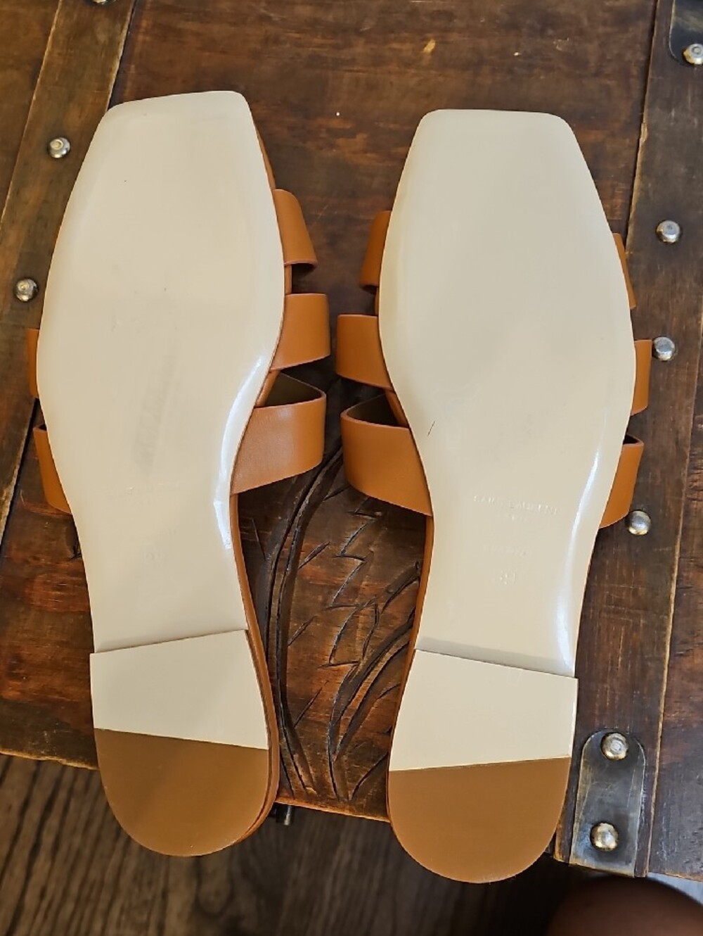 Cognac Leather Knot Tribute Slide Sandals - Picture 2 of 11